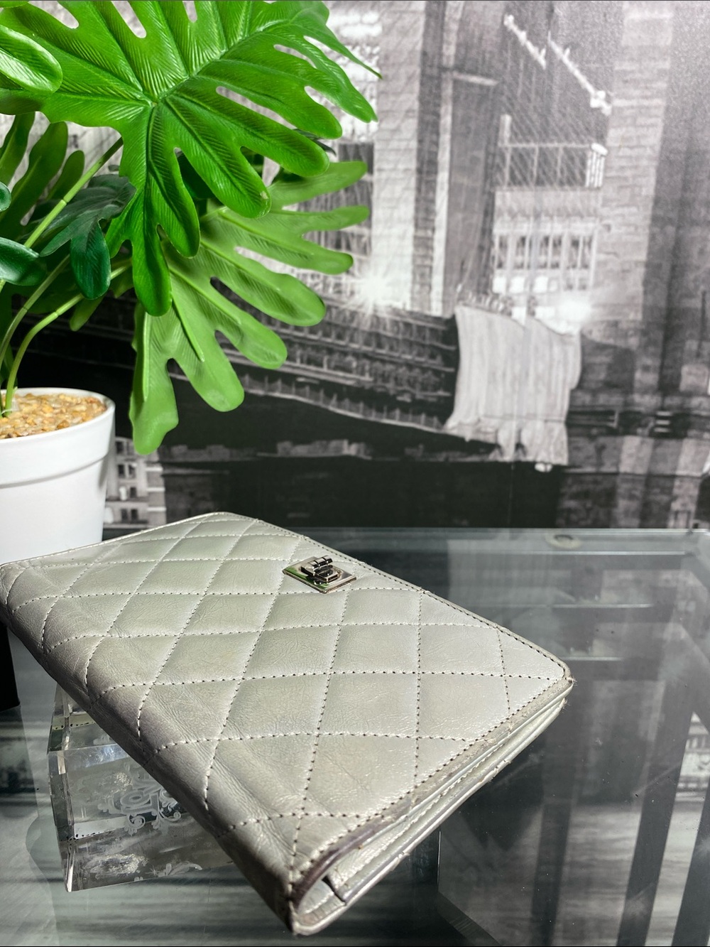 Authentic CHANEL 2.55 Quilted Matelasse Logo Lambskin Long Bifold Flap Wallet - Picture 17 of 17